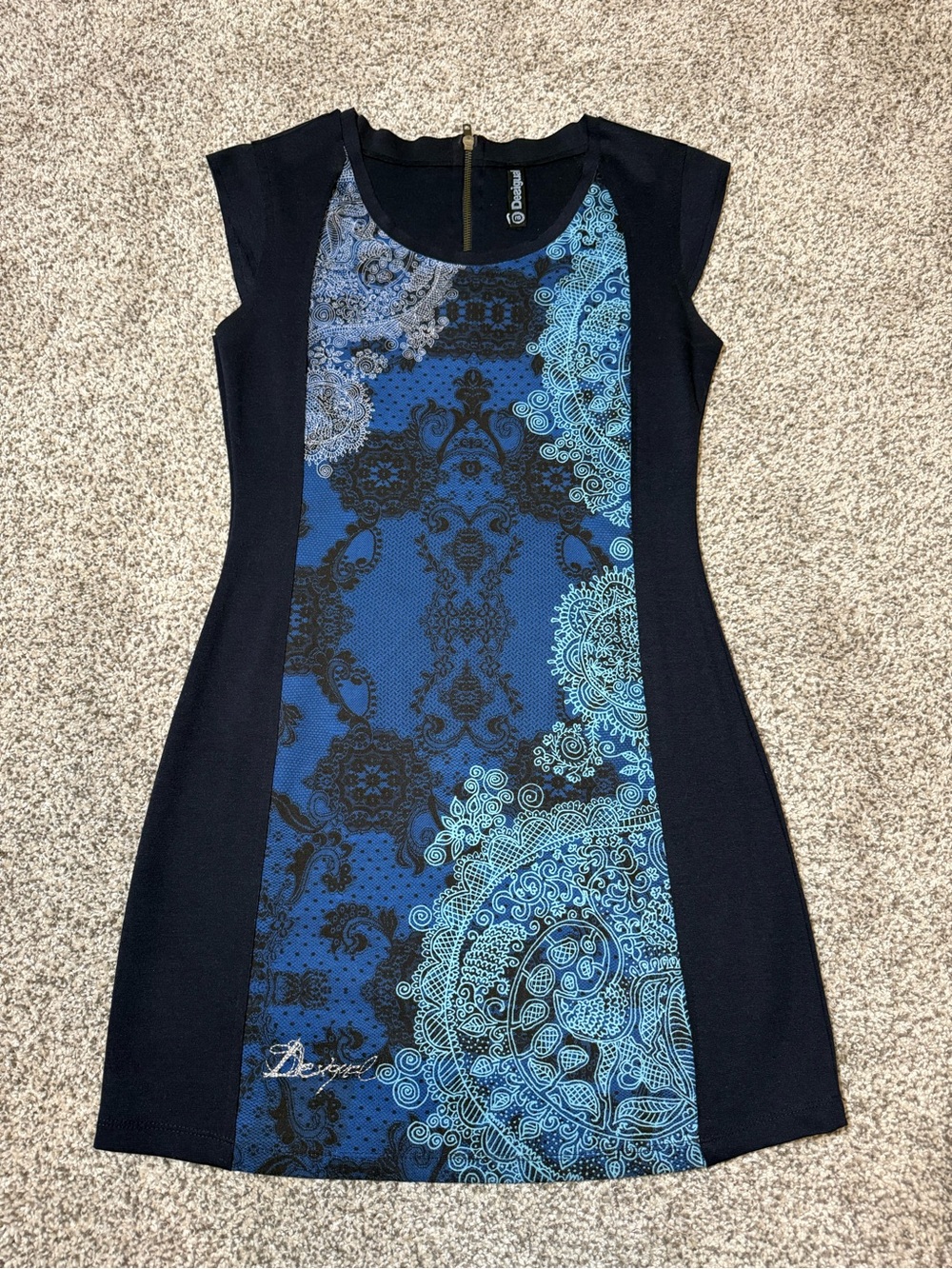 Desigual blue and black patterned short sleeve dress size M